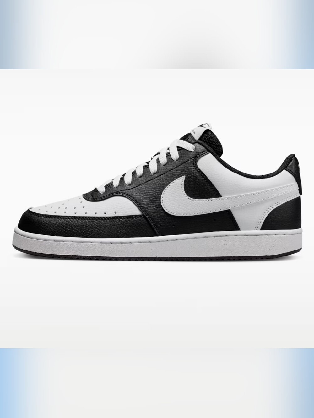 Nike FIRE! NWOB! Court Vision Low Sneakers in Bkack/White. Sz 7.5 R2S!